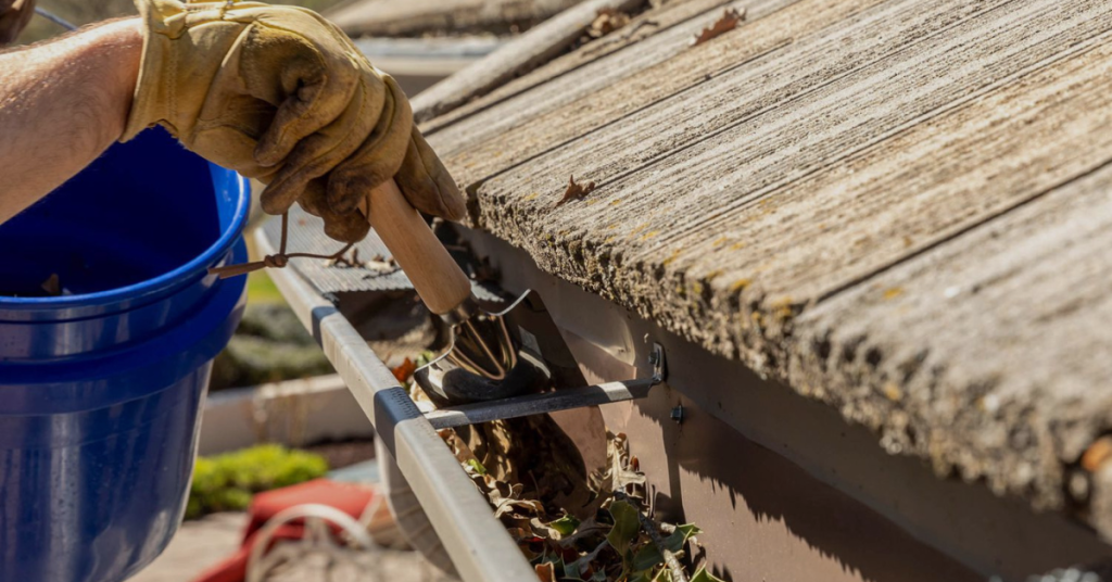 downspout gutter cleaning